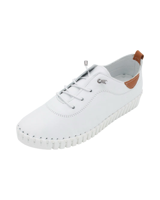 Lunar - Ladies Shoes Trainers White (3068)