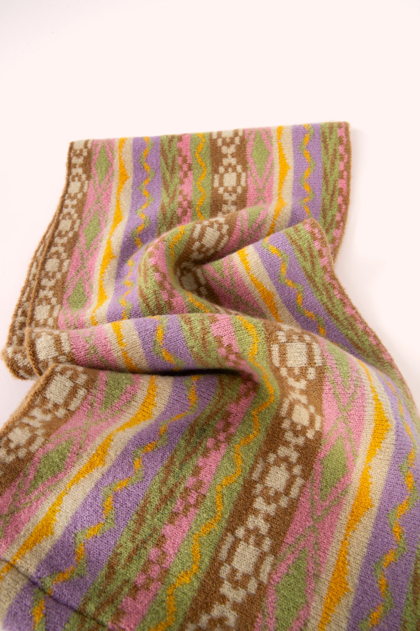 Powder Design Ltd - Scarves Pastel (4140)
